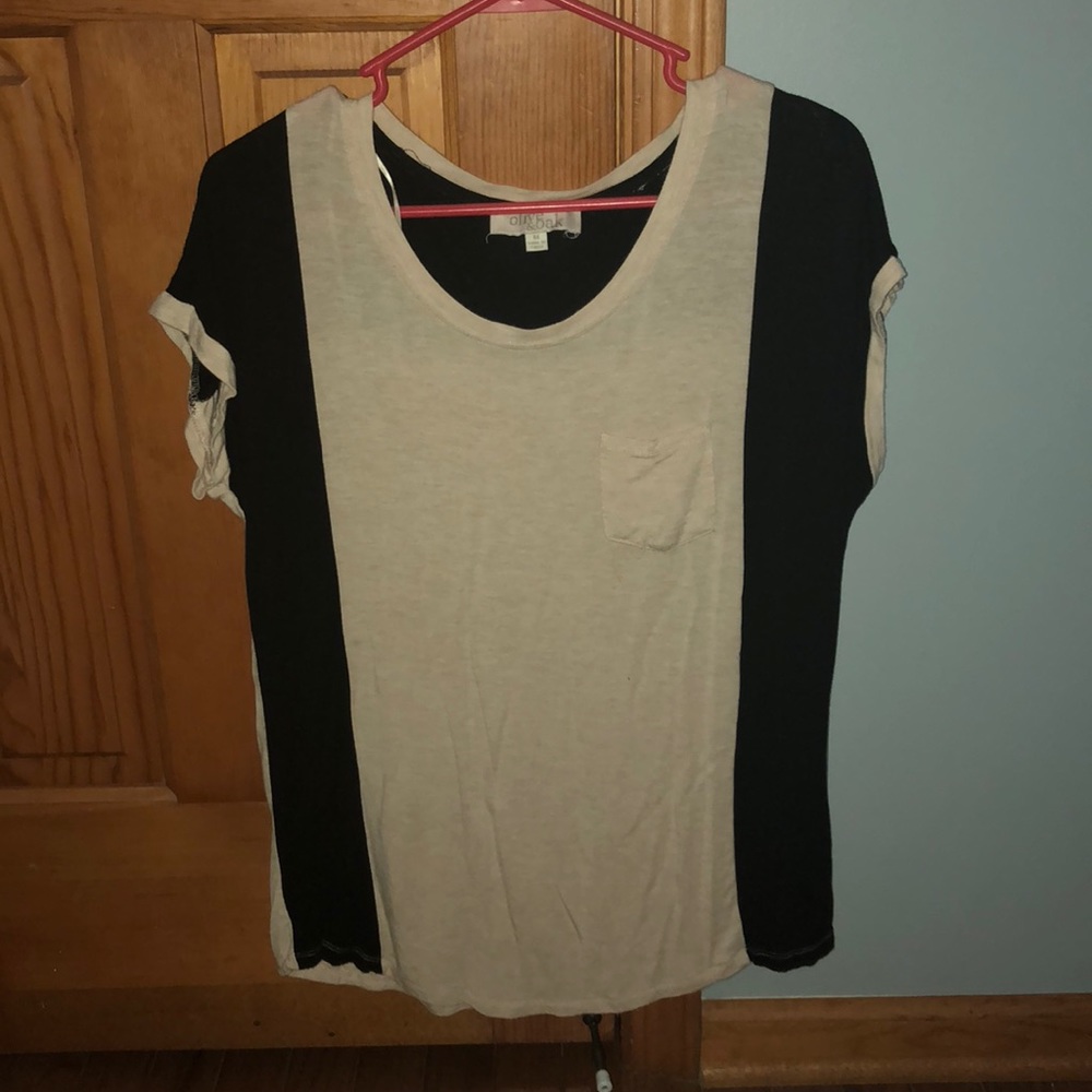 Olive & Oak color block comfy tee